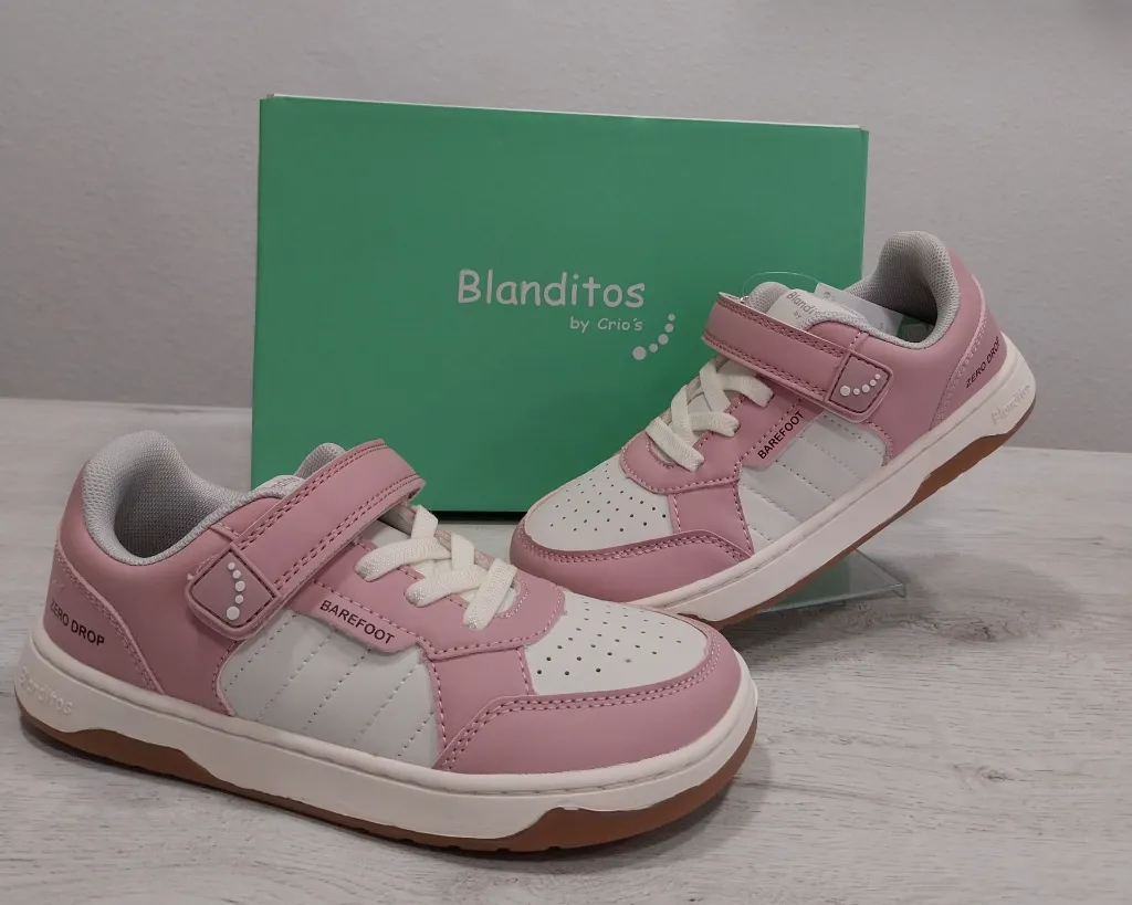 Deportiva blanditos blanco y rosa.webp